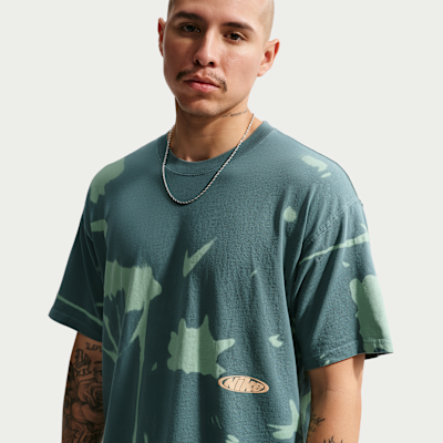 Nike Sportswear T-Shirt. Nike.com